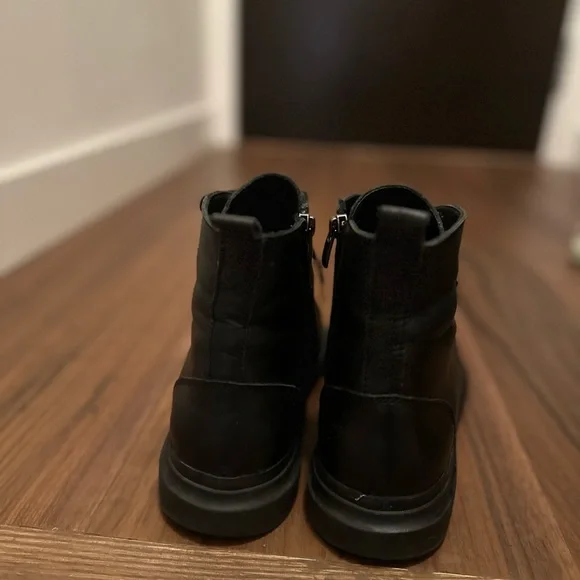 Boot- black - Picture 4 of 5